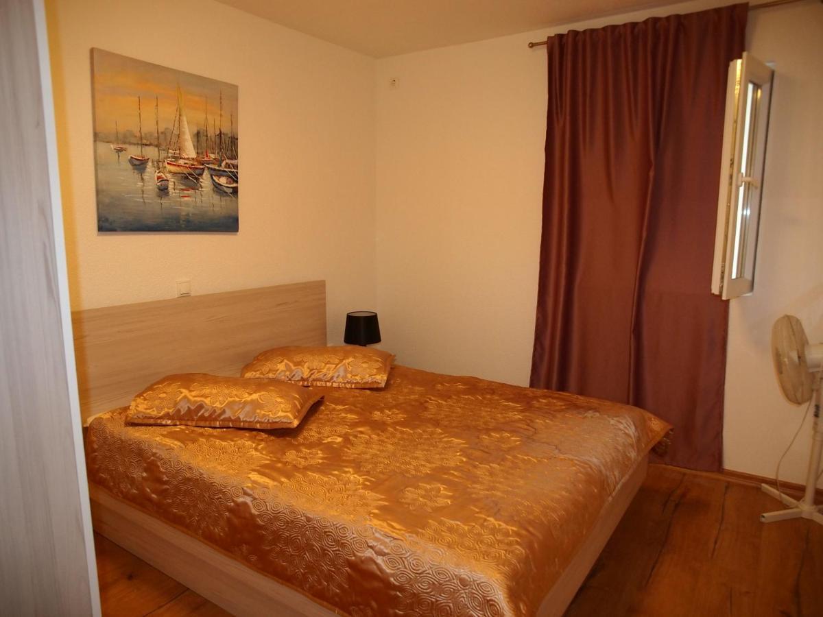 Apartmani Diana Makarska Exterior photo